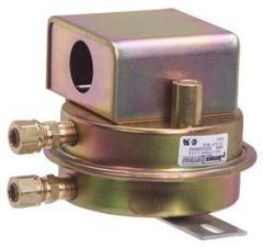 NEU AJ ANTUNES 8024204107 .17-6"WC SPDT AIR DIFFERENTIAL PRESSURE SWITCH BOTTOM 1/4" MALE NPT AND SIDE 1/8" FEMALE NPT CONNECTIONS WITH FM APPROVAL