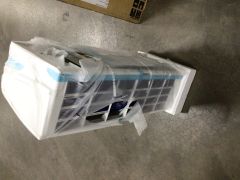 Z 1002195T20U91G NAXWPH09B112AA FRONT FORKED, PLASTIC CRACKED